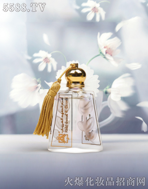 ŲˮWHITE MUSK
