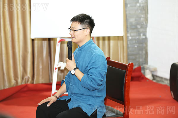 暢游老君山 學習道德經 暢游老君山 學習道德經